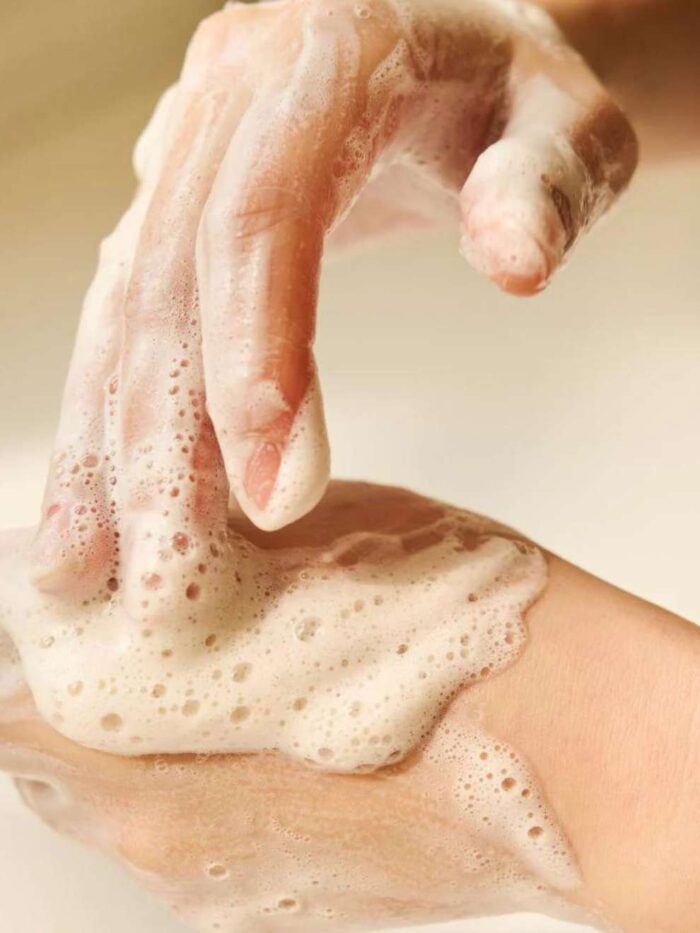 Madagascar Centella Ampoule Foam 125ml - Image 4