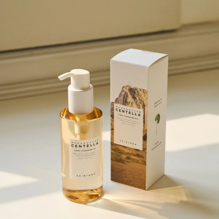 Madagascar Centella Light Cleansing Oil 200ml - Image 2
